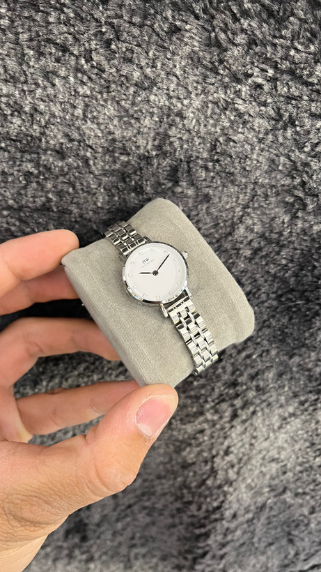 تمام نقره ای صفحه سفید داخل نگین