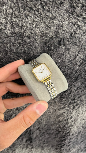 دنیل ولینگتون زنانه مربعی