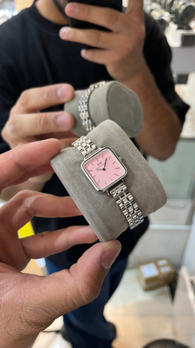 دنیل ولینگتون مربعی زنانه