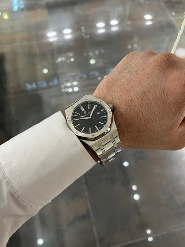 ای پی رویال اوک تک موتور مردانه کیفیت مستر موتور ژاپن رنگ همیشه ثابت.با ضمانت.ارسال فوری/ارسال رایگان